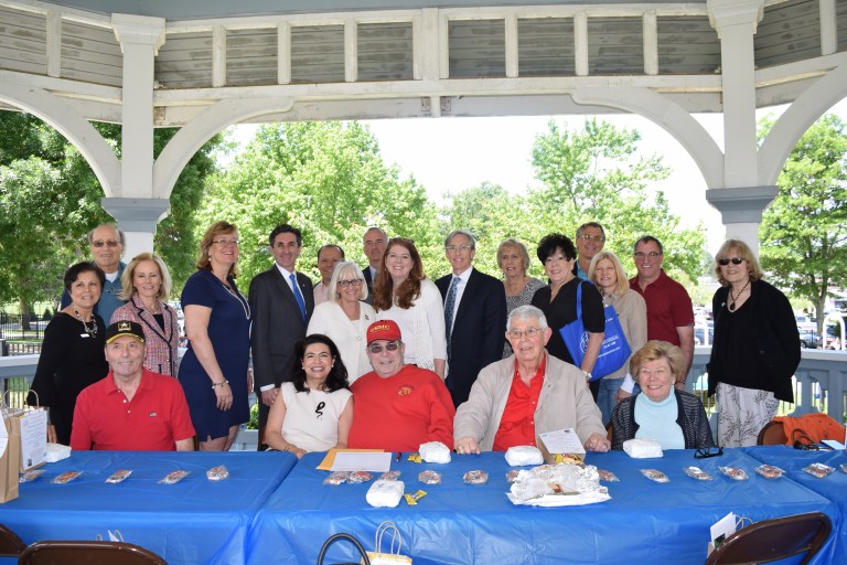 Manhasset chamber hosts Picnic in the Park