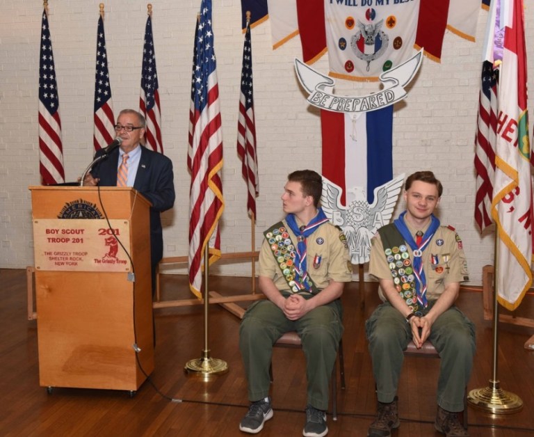 D’Urso salutes Scout Troop No. 201 D’Urso salutes Scout Troop No. 201