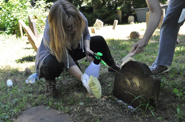 Cleaning up Port’s oldest cemetery