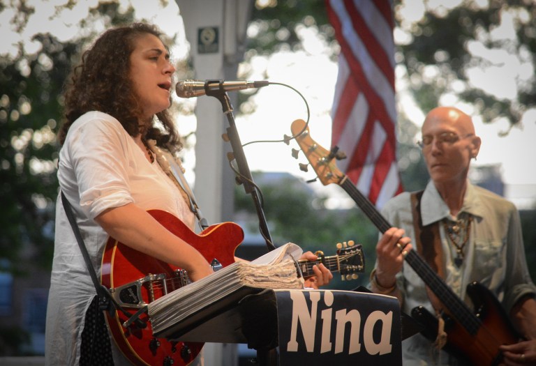 A drizzle of doubt gives way to a summer concert in Great Neck Plaza