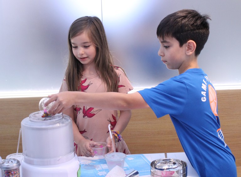 Families flock to make a ‘Cool Mess’ at new Roslyn eatery