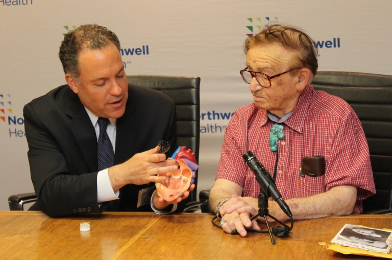 Holocaust survivor returns to North Shore University Hospital after heart surgery to thank docs Holocaust survivor returns to North Shore University Hospital after heart surgery to thank docs