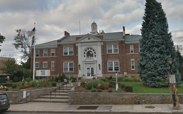 Town seeks outpatient clinic for veterans in North Hempstead Town seeks outpatient clinic for veterans in North Hempstead