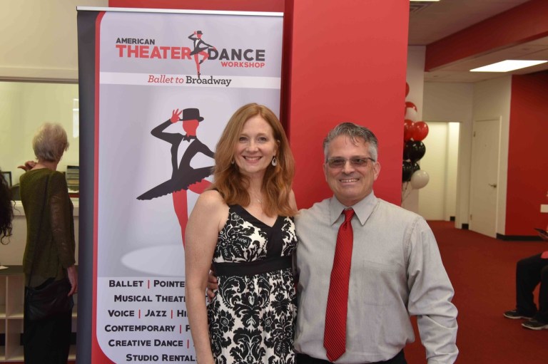 Professional dance couple moves workshop to Mineola studio Professional dance couple moves workshop to Mineola studio