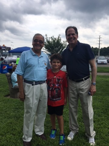 D’Urso attends annual Beachfeast D’Urso attends annual Beachfeast