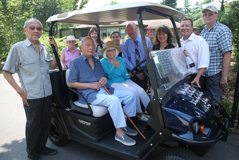 Clark Botanic Gardens gets new electric cart