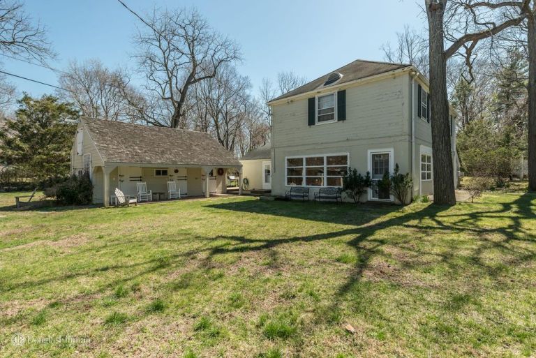 Former carriage house in Sands Point has Vanderbilt ties