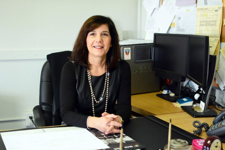Hecht to head Floral Park Memorial as principal Hecht to head Floral Park Memorial as principal