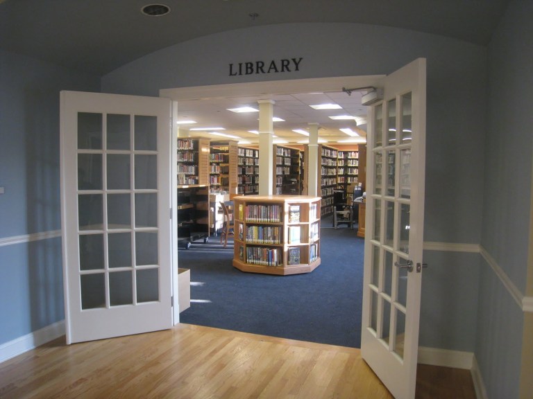 East Williston library events this October