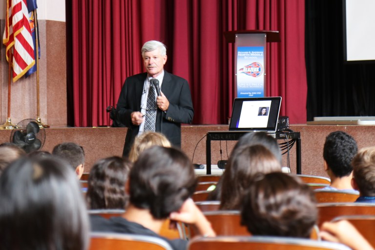 Detective Rory Forrestal talks Internet safety at North Middle