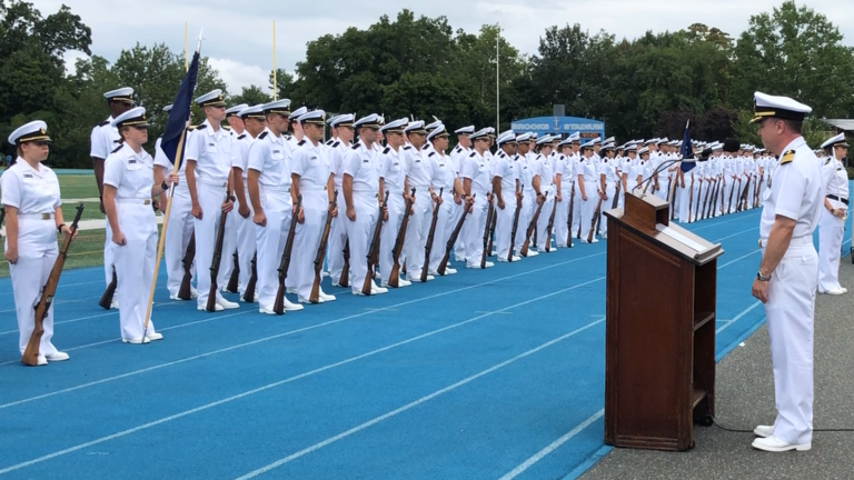 USMMA Class of 2022 sworn into Navy reserves USMMA Class of 2022 sworn into Navy reserves