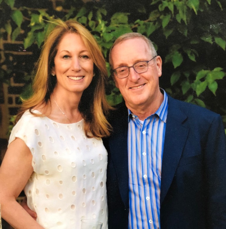 Manhasset couple dies in Massachusetts plane crash
