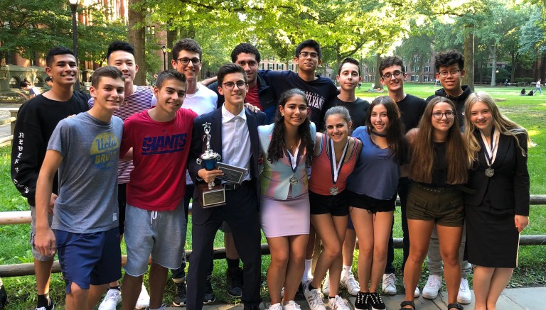 Roslyn High School Students Shine at Yale Roslyn High School Students Shine at Yale
