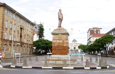 Great Neck residents seek to help shrinking Bulawayo Jewish community