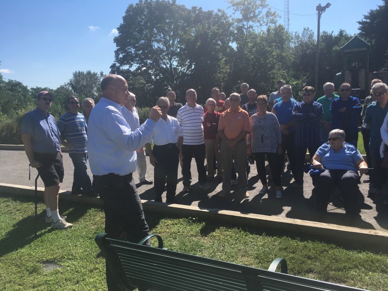 Mineola bocce players honor one of their own