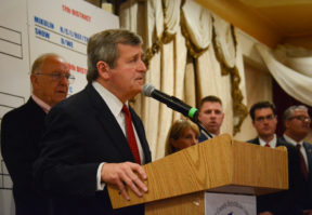 Nassau County Republican Chairman Joseph Cairo addresses event attendees about election results. (Photo by Janelle Clausen)