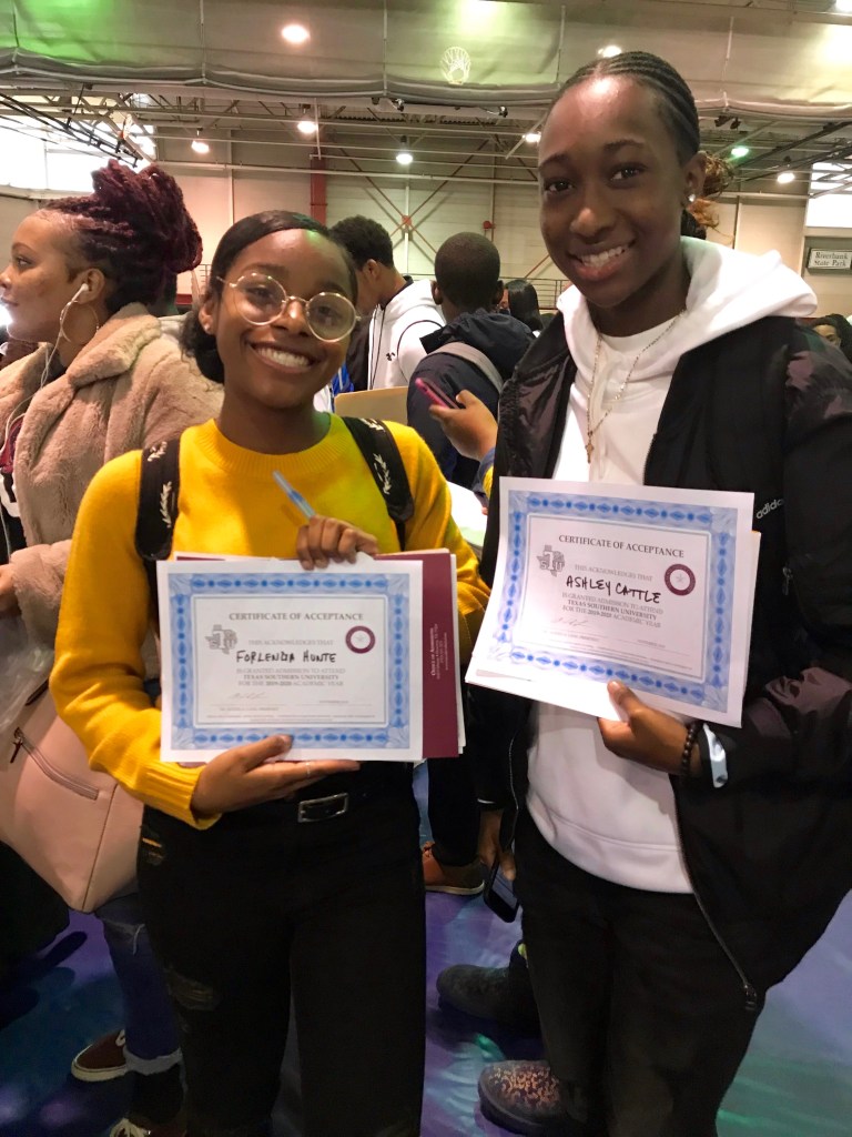 Sewanhaka seniors garner acceptances at college fair