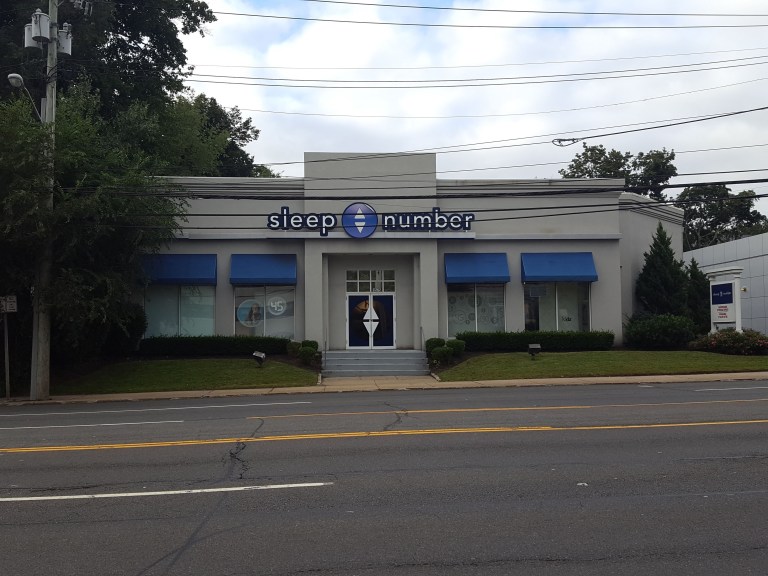 MedMen discontinues Manhasset dispensary pursuit