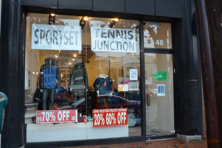 Tennis Junction still swinging in Great Neck after 45 years Tennis Junction still swinging in Great Neck after 45 years