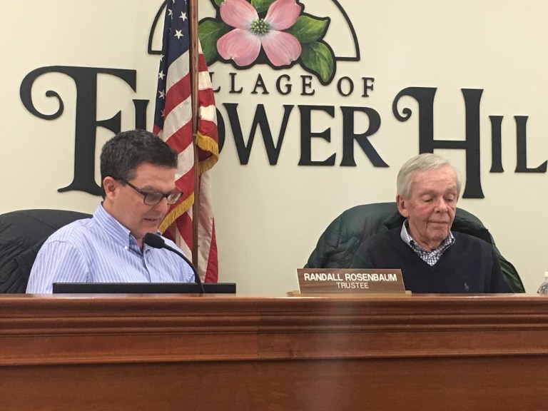 Flower Hill village board approves permit for Sunnyvale Lane light display