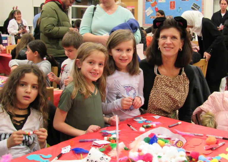 East Williston’s annual Bookies & Cookies celebration East Williston’s annual Bookies & Cookies celebration