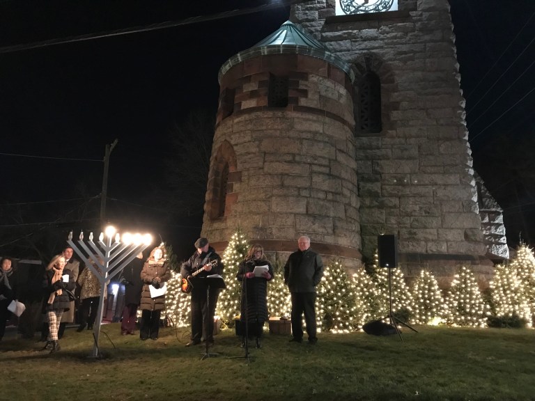 Chamber of Commerce hosts tree and menorah lighting