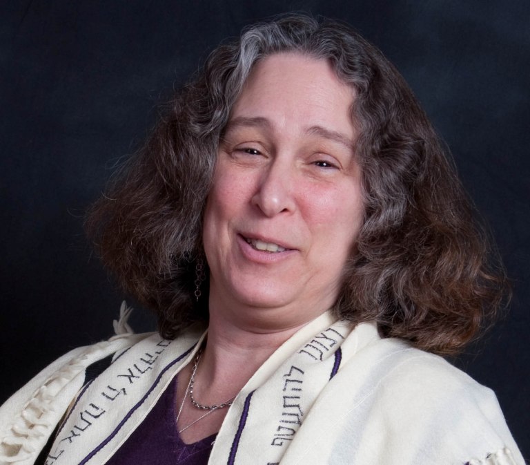 Sunday classes examine Zionist history Sunday classes examine Zionist history