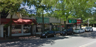 Someone attempted to burglarize a row of stores in Great Neck Estates on Saturday. (Photo from Google Maps)