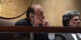 Kings Point Mayor Michael Kalnick listens to a presentation at a Thursday night board meeting. (Photo by Janelle Clausen)