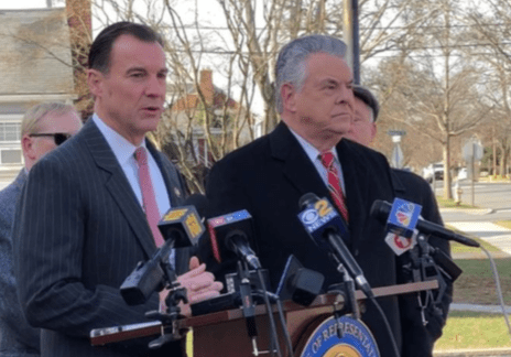 Suozzi, King move to reinstate SALT deduction