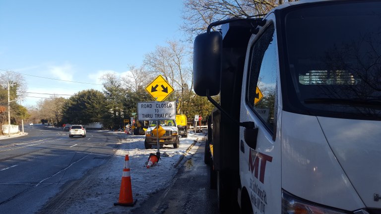 Worker’s legs severed at Roslyn Heights construction site Worker’s legs severed at Roslyn Heights construction site