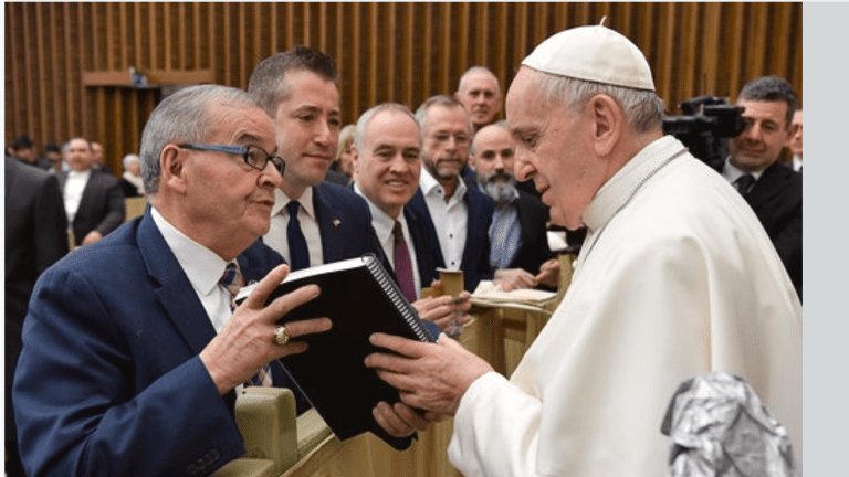 Pope Francis recognizes D’Urso family for saving Jewish family in WWII Pope Francis recognizes D’Urso family for saving Jewish family in WWII
