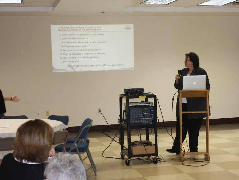 Commissioner Katz discusses district initiatives at Great Neck Synagogue