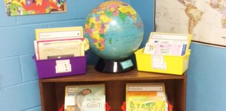 Lakeville School offers a dual language library for its students. (Photo courtesy of the Great Neck Public Schools)