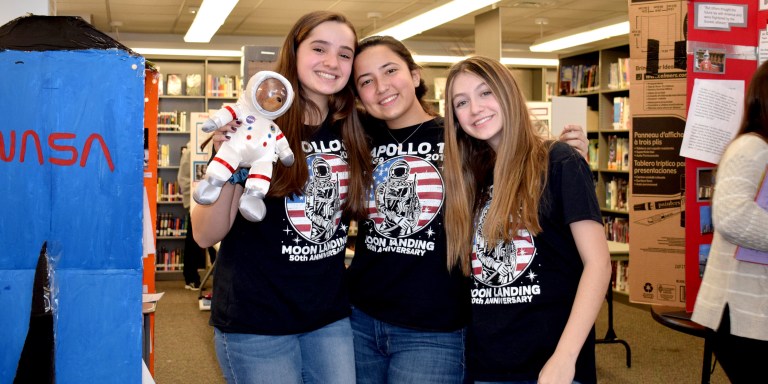 Eighth graders participate in first North Shore Schools History Day