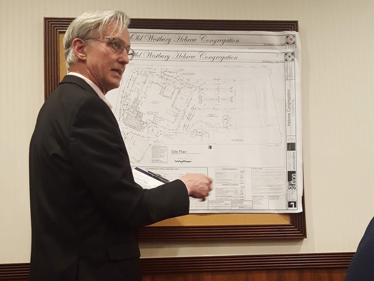 Old Westbury passes law limiting road repair, reviews building applications Old Westbury passes law limiting road repair, reviews building applications