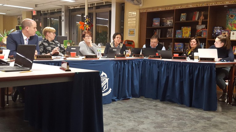 Manhasset schools consider stricter visitor policy Manhasset schools consider stricter visitor policy