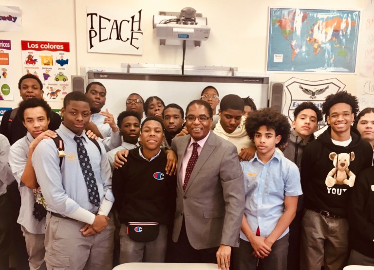 Harlem’s Eagle Academy welcomes Manhasset CEO