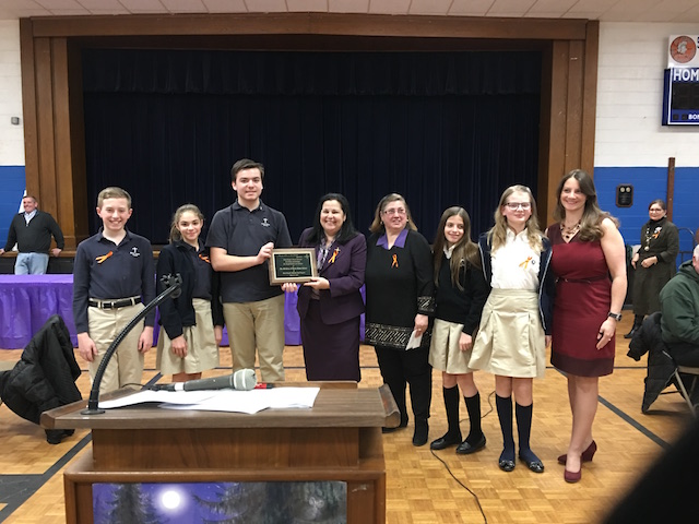 Notre Dame students recognized for annual food drive Notre Dame students recognized for annual food drive