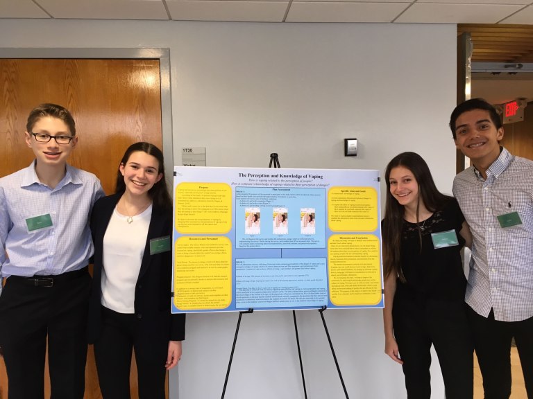Roslyn students win at Medical Marvels Competition Roslyn students win at Medical Marvels Competition