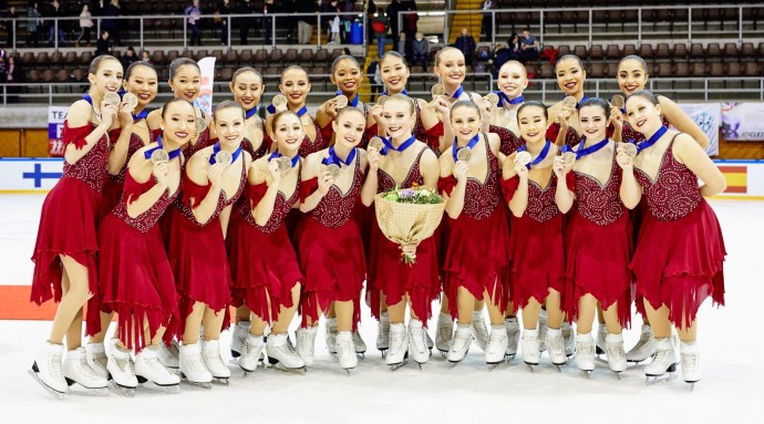 The Skyliners, Team USA 1 in synchronized skating and 2019 champions in synchronized skating, took home their second consecutive world medal last month. Tracy Wang and Amie Adjakple are in the top row and center and Alyssa Politoski is on the bottom row, first from the right. (Photo courtesy of Gigi Politoski)
