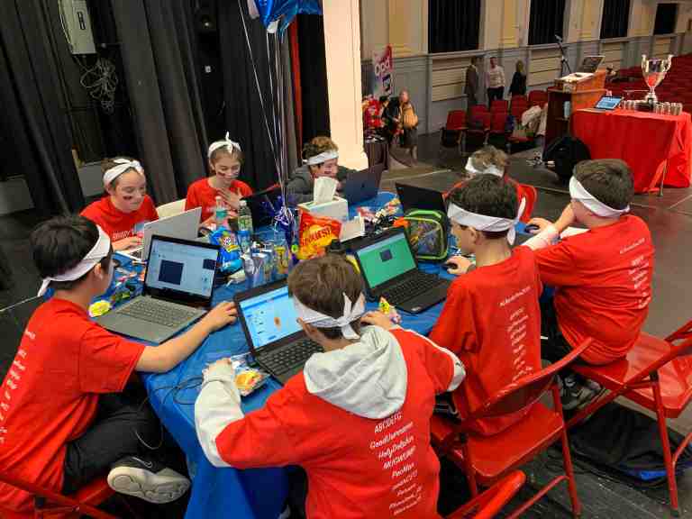 Mineola Middle School hosts Hackathon Mineola Middle School hosts Hackathon