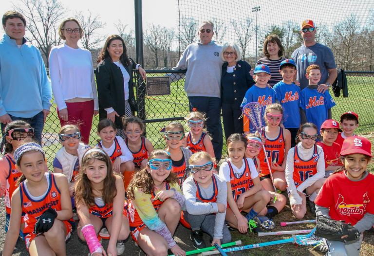 Town officials unveil new plaque at Manhasset Valley Park Town officials unveil new plaque at Manhasset Valley Park