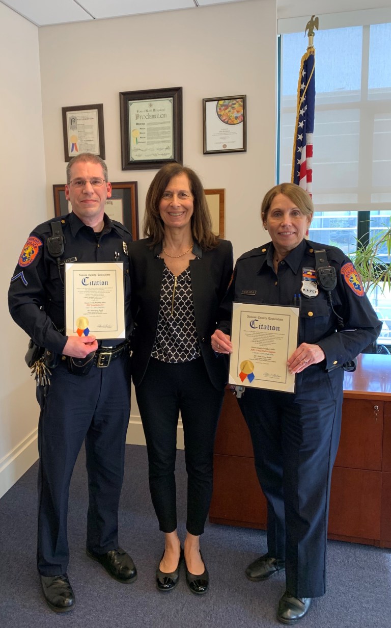 Auxiliary police officers honored for service to community Auxiliary police officers honored for service to community