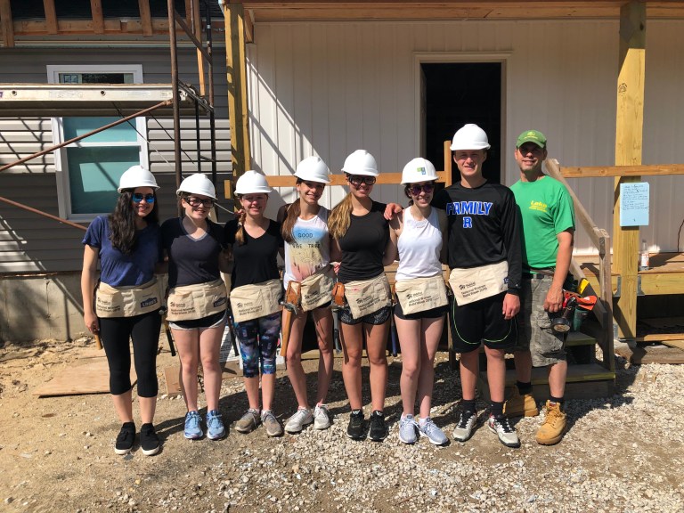 Habitat for Humanity club helps out Habitat for Humanity club helps out