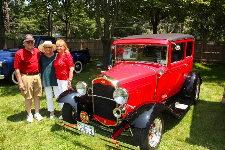 Supervisor Bosworth attends Classic Car Hill Climb and Antique Car Show