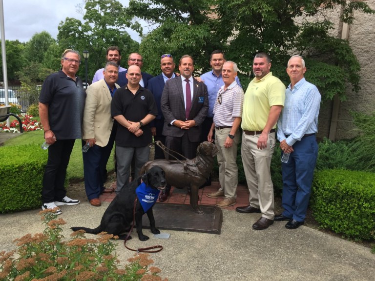 Mineola Lions sponsor guide dogs Mineola Lions sponsor guide dogs