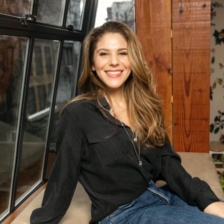 Julie Satow, The Plaza Author, to be Featured as Sid Jacobson JCC Irene & Ronald Cohen Spotlight Speaker Julie Satow, The Plaza Author, to be Featured as Sid Jacobson JCC Irene & Ronald Cohen Spotlight Speaker