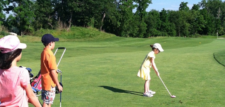 Town to offer kids free round of golf at Harbor Links