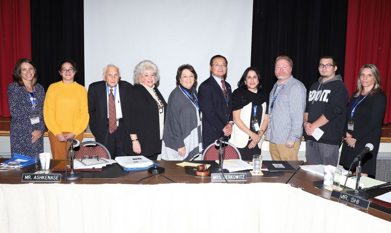 Great Neck students thank Board of Education